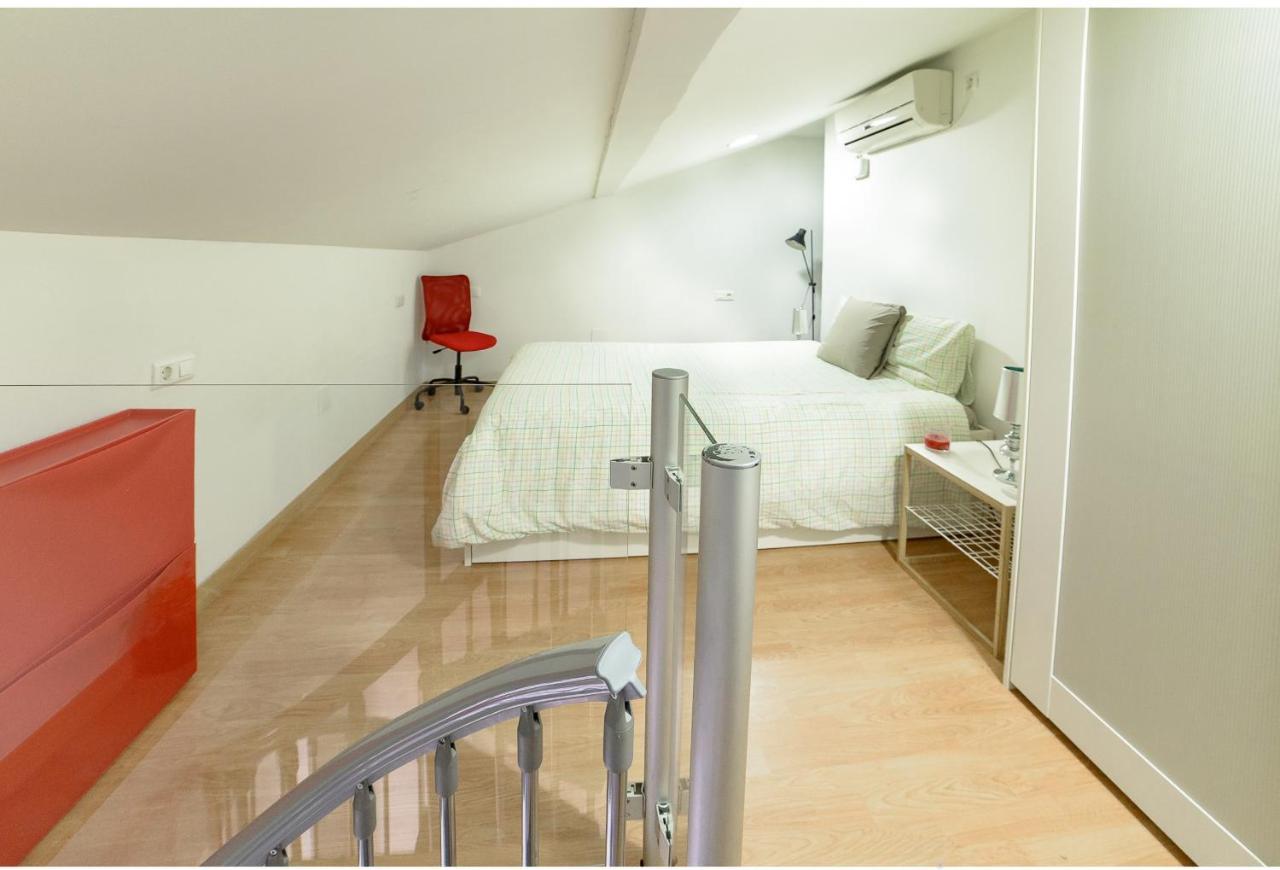 Sea & Wave Capitan Charming Duplex Apartment Málaga Eksteriør billede